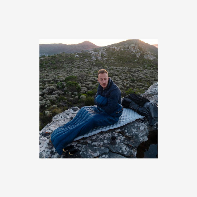 Side view of CW295 lightweight sleeping bag showing slim, compact design