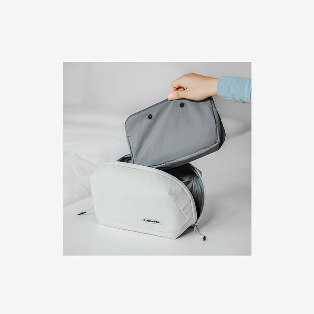 Oxygen 2-in-1 Toiletry Bag