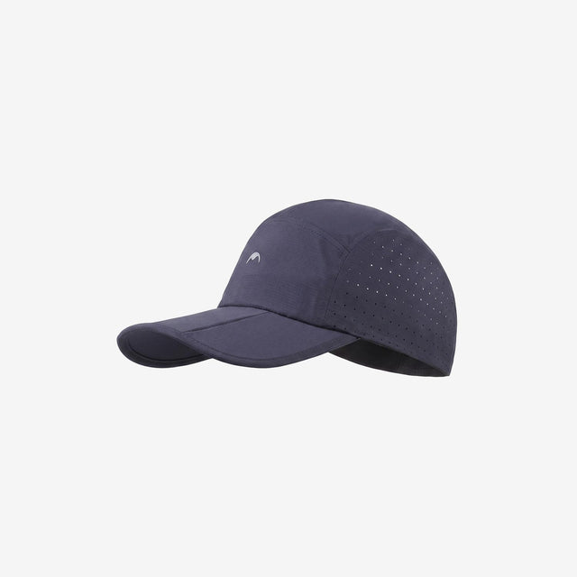 Lightweight folding baseball cap