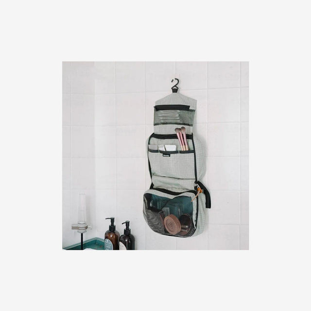 SN03 Toiletry Bag