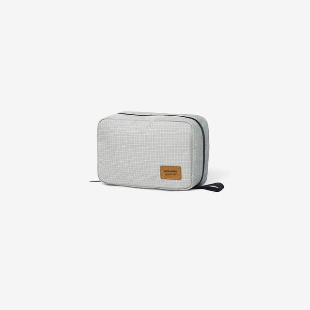SN03 Toiletry Bag