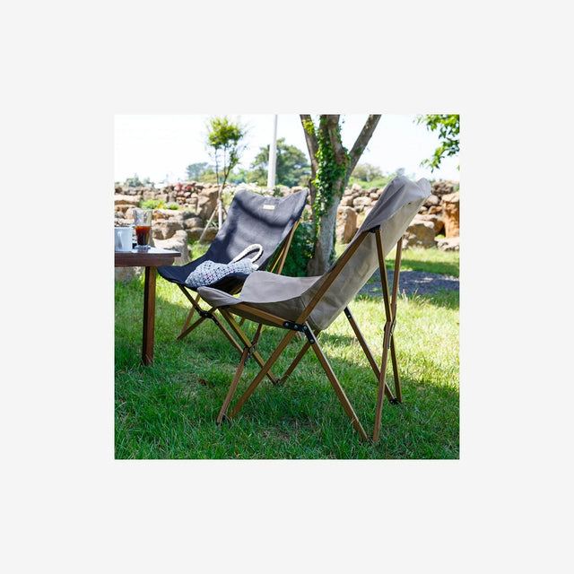 MW01 Woodgrain Folding Moon Chair